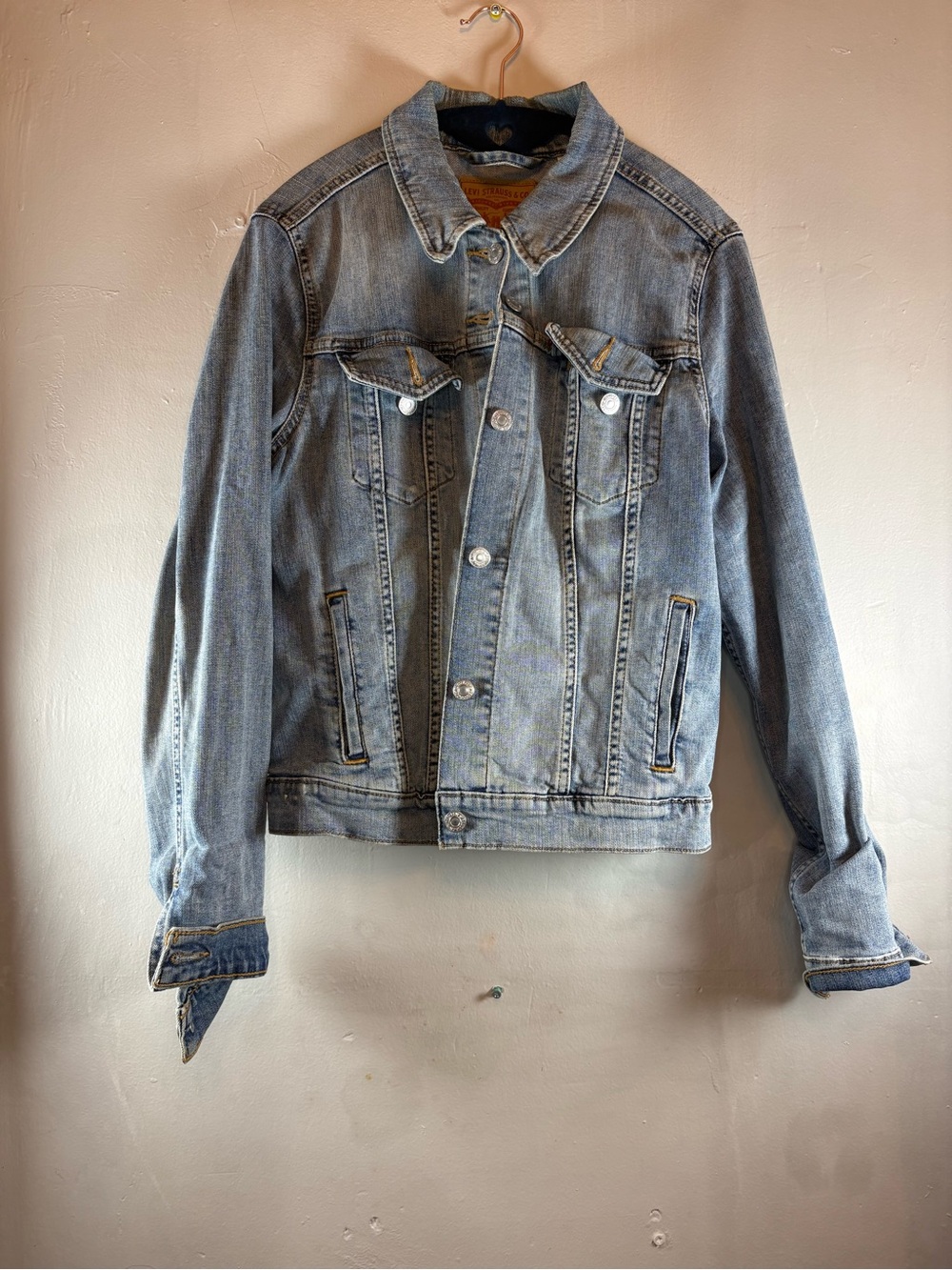 Levi's Classic Trucker Jean Jacket Sz L — Light Wash